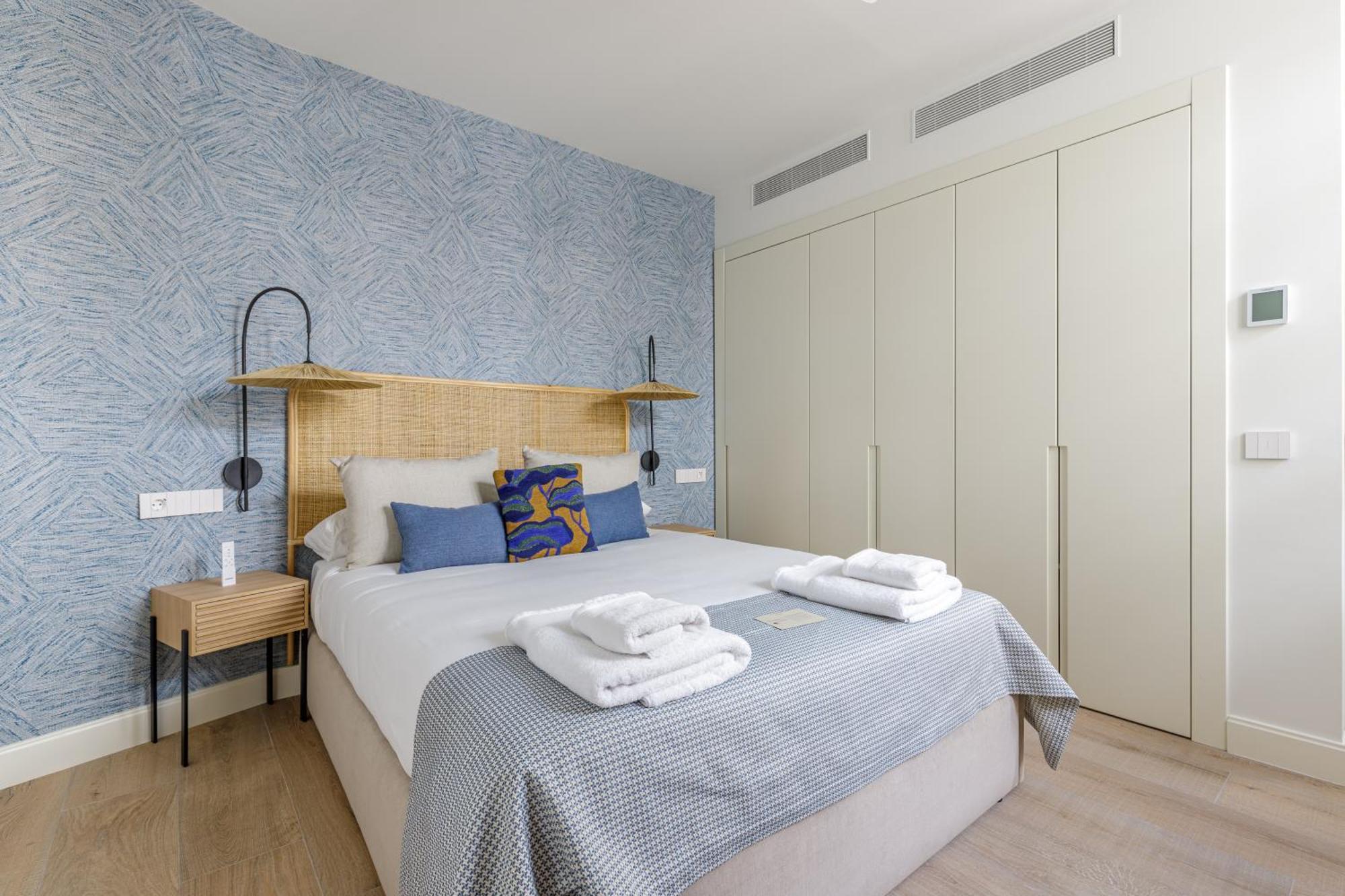 Marques De Velazquez Ii By Caleta Homes Appartement *